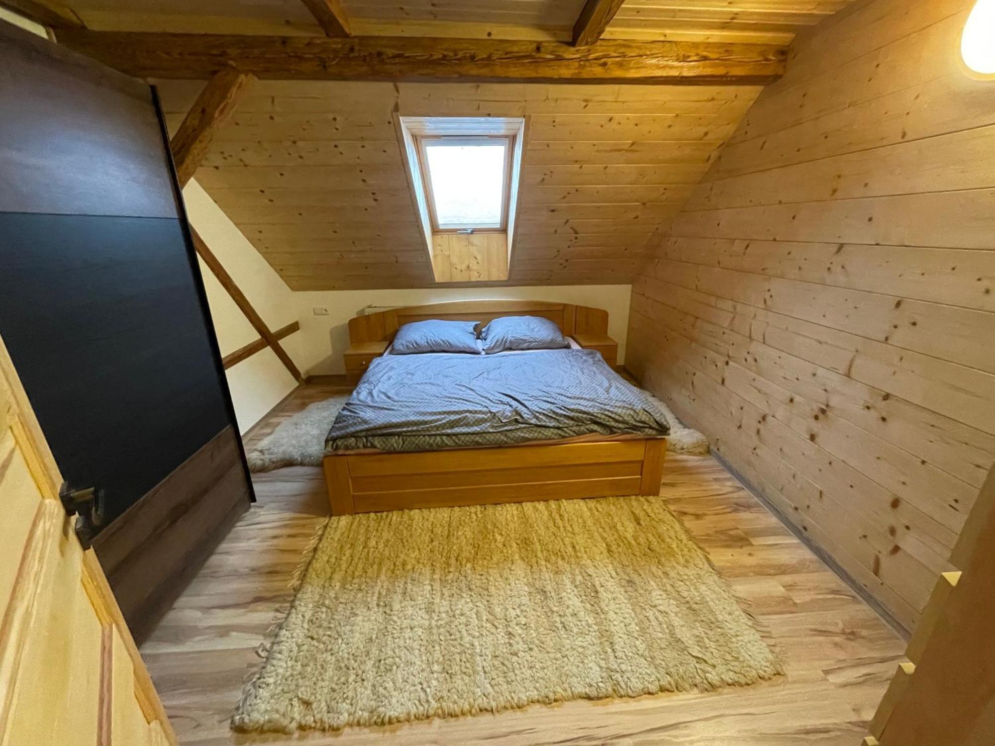 Apartmany Pod Kloboukem ยาคีมอฟ ภายนอก รูปภาพ