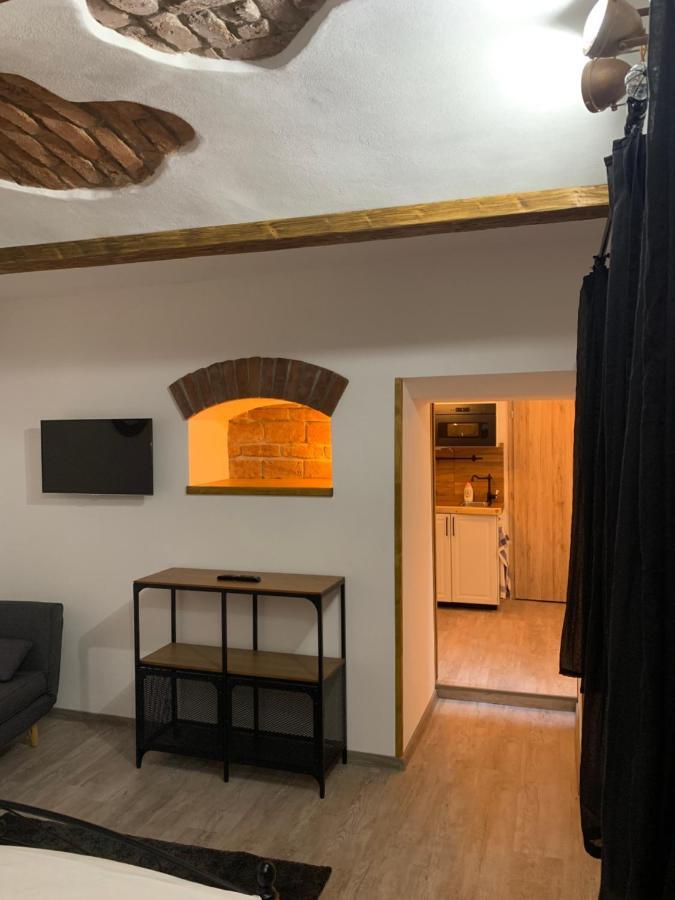 Apartmany Pod Kloboukem ยาคีมอฟ ภายนอก รูปภาพ